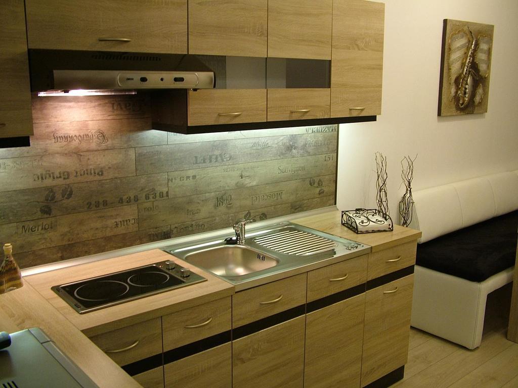 Korzo Apartman Kőszeg Værelse billede