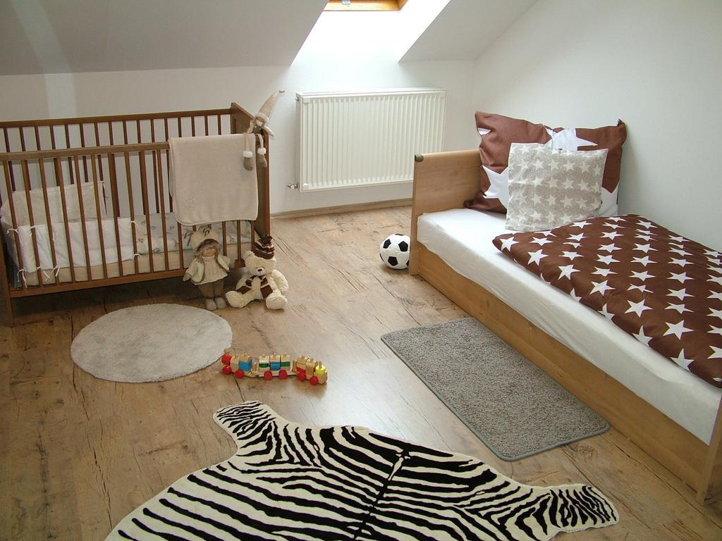 Korzo Apartman Kőszeg Værelse billede