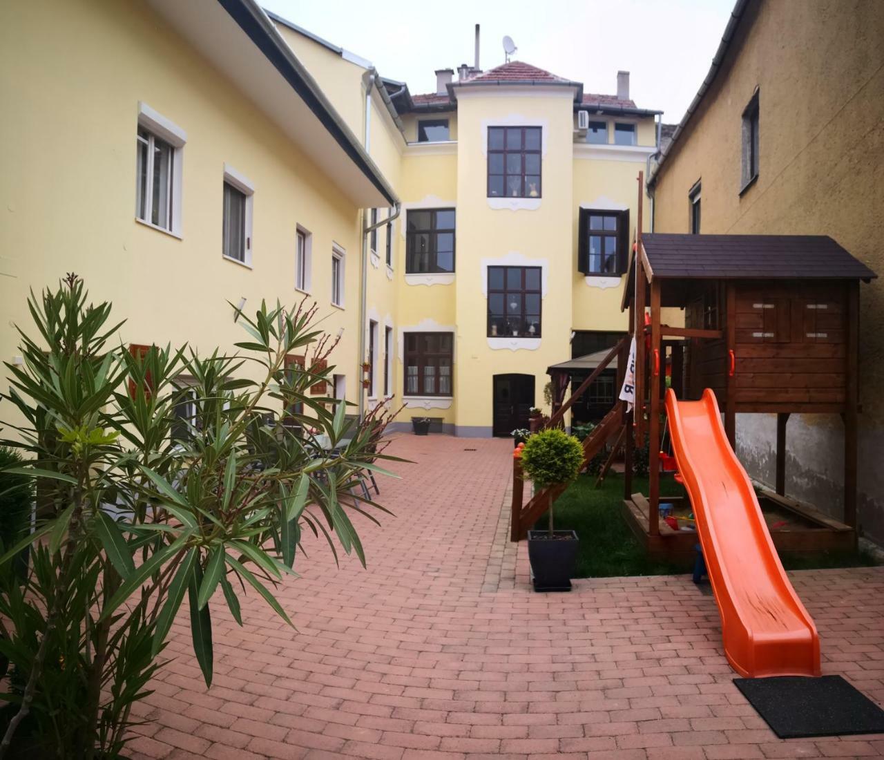 Korzo Apartman Kőszeg Eksteriør billede